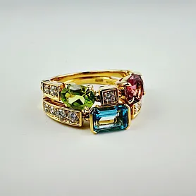 купить Золотое кольцо бренда Bvlgari Allegra в Москве