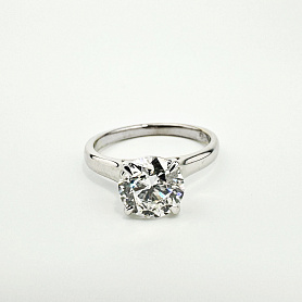 купить Золотое кольцо с природным бриллиантом 1,79 карат в Москве