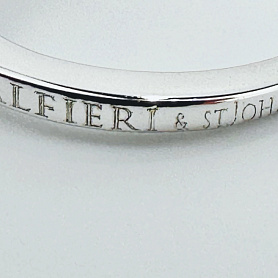 купить Золотое кольцо бренда Alfieri & St.John с рубином в Москве