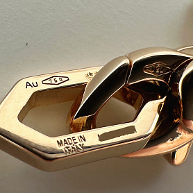 купить Колье бренда Bvlgari Serpenti Seduttori 352676 в Москве