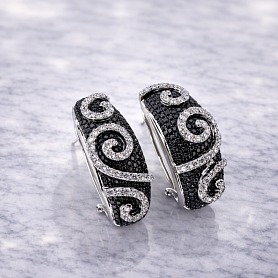 купить Золотые серьги с бриллиантами 0,90 карат в Москве