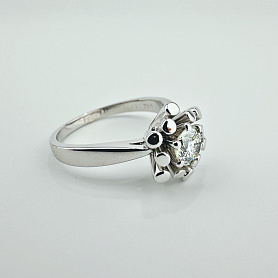 купить Золотое кольцо с природным бриллиантом 0,62 карат в Москве