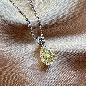 купить Золотая подвеска бренда Mercury с бриллиантом в Москве