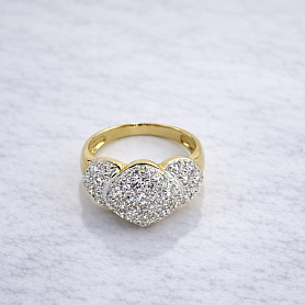 купить Золотое кольцо с природными бриллиантами 0,85 карат в Москве