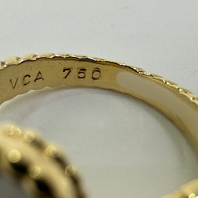 купить Кольцо бренда Van Cleef & Arpels Vintage Alhambra в Москве