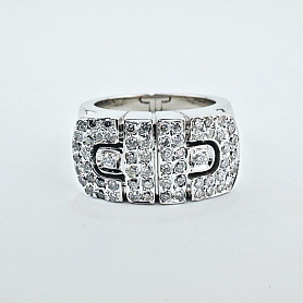 купить Золотое кольцо с бриллиантами 0,71 карат в Москве