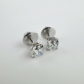 купить Золотые серьги - пусеты с природными бриллиантами 1,41 карат в Москве