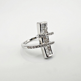 купить Золотое кольцо с природными бриллиантами 0,62 карат в Москве