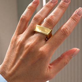 купить Золотой перстень ручной работы Италия 750  в Москве