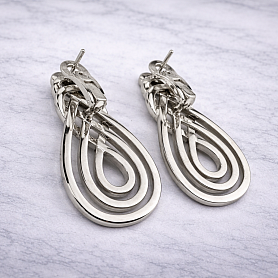 купить Золотые серьги с бриллиантами 1,80 карат в Москве