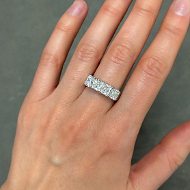 купить Платиновое кольцо с природными бриллиантами 4,05 карат в Москве