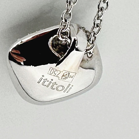 купить Золотая подвеска бренда ititoli с бриллиантами в Москве