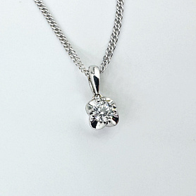 купить Золотая подвеска с природным бриллиантом 0,19 к-т в Москве