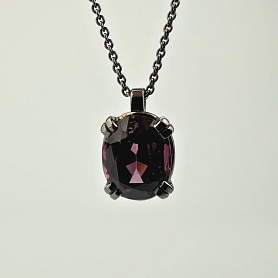 купить Золотая подвеска с природной шпинелью 3,16 карат в Москве