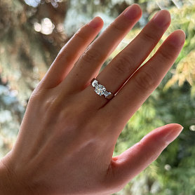 купить Золотое кольцо с природным бриллиантом 1,04 карат в Москве