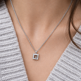 купить Подвеска бренда Chopard Happy Diamonds 79/2896-20 в Москве