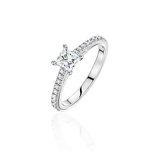 купить Золотое кольцо с природными бриллиантами 0,75 карат в Москве