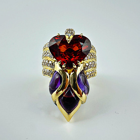 купить Золотое кольцо с природными бриллиантами, гранатом и аметистами в Москве