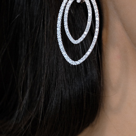 купить Золотые серьги бренда Raima с природными бриллиантами 1,65 карат в Москве