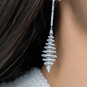 купить Золотые серьги с природными бриллиантами 2,35 карат в Москве