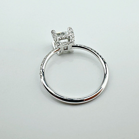 купить Золотое кольцо с природным бриллиантом 1,02 карат в Москве