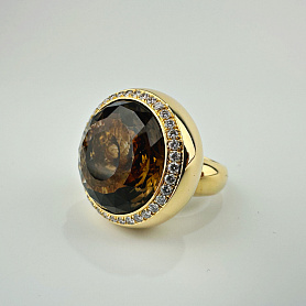 купить Золотое кольцо с топазом и бриллиантами в Москве