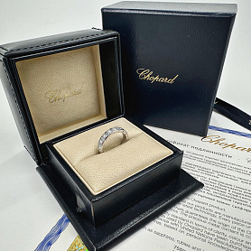 купить Кольцо бренда Chopard Ice Cube 829834-1035 в Москве