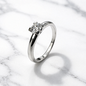 купить Кольцо бренда Chopard L'HEURE DU DIAMANT 0,40 ct. в Москве