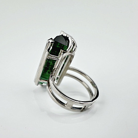 купить Золотое кольцо с верделитом и бриллиантами  в Москве