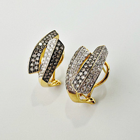 купить Золотые серьги с природными бриллиантами 0,94 карат в Москве