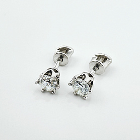 купить Золотые серьги - пусеты с природными бриллиантами 0,49 карат МЮЗ в Москве