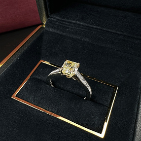 купить Кольцо бренда Graff c бриллиантом 1,12 карат в Москве