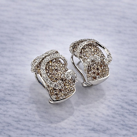 купить Золотые серьги с природными бриллиантами 3,67 карат  в Москве