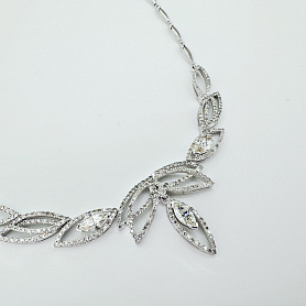 купить Золотое колье с природными бриллиантами 3,52 к-т в Москве