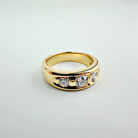 купить Золотое кольцо с природными бриллиантами 0,72 карат в Москве