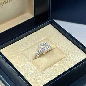 купить Кольцо бренда Chopard Happy Diamonds 822939-20 в Москве