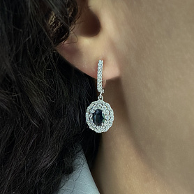 купить Золотые серьги с сапфирами и бриллиантами МЮЗ в Москве