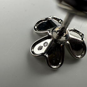 купить Серьги бренда Van Cleef & Arpels Frivole mini в Москве