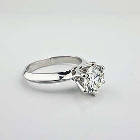 купить Золотое кольцо с природным бриллиантом 1,75 карат в Москве