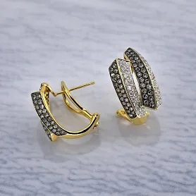 купить Золотые серьги с природными бриллиантами 0,94 карат в Москве