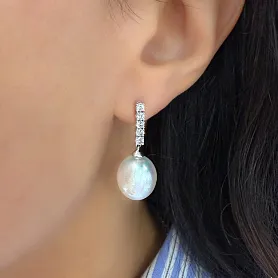 купить Золотые серьги с жемчугом и бриллиантами  в Москве