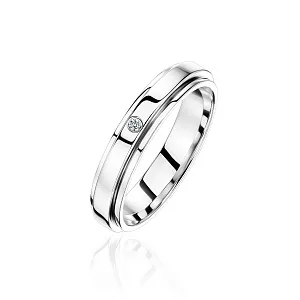 купить Золотое кольцо бренда Piaget Posession 0,02 ct. в Москве