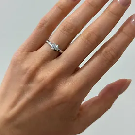 купить Кольцо бренда Chopard L'HEURE DU DIAMANT 0,40 ct. в Москве