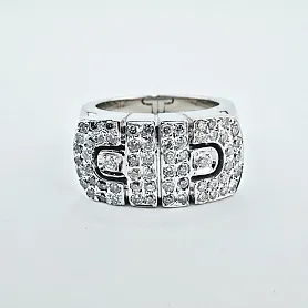 купить Золотое кольцо с бриллиантами 0,71 карат в Москве