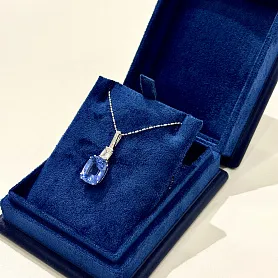 купить Золотая подвеска с природным сапфиром 10,82 карат в Москве