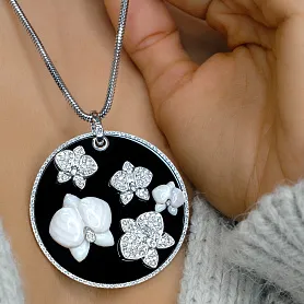 купить Золотая подвеска с бриллиантами, кораллом и ониксом. в Москве