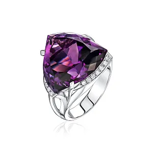 купить Золотое кольцо с аметистом и бриллиантами 0,14 карат в Москве