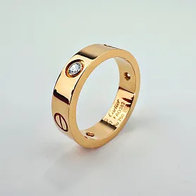 купить Кольцо бренда Cartier Love 3 Diamonds 57eu в Москве