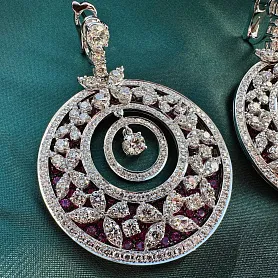 купить Золотые серьги с природными рубинами и бриллиантами 8,76 карат в Москве