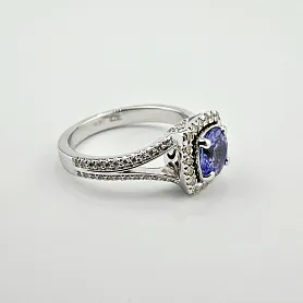 купить Золотое кольцо с бриллиантами и танзанитом 0,81 карат в Москве